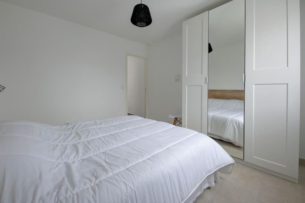 Les Forges Fond Apartment Avoine Ngoại thất bức ảnh