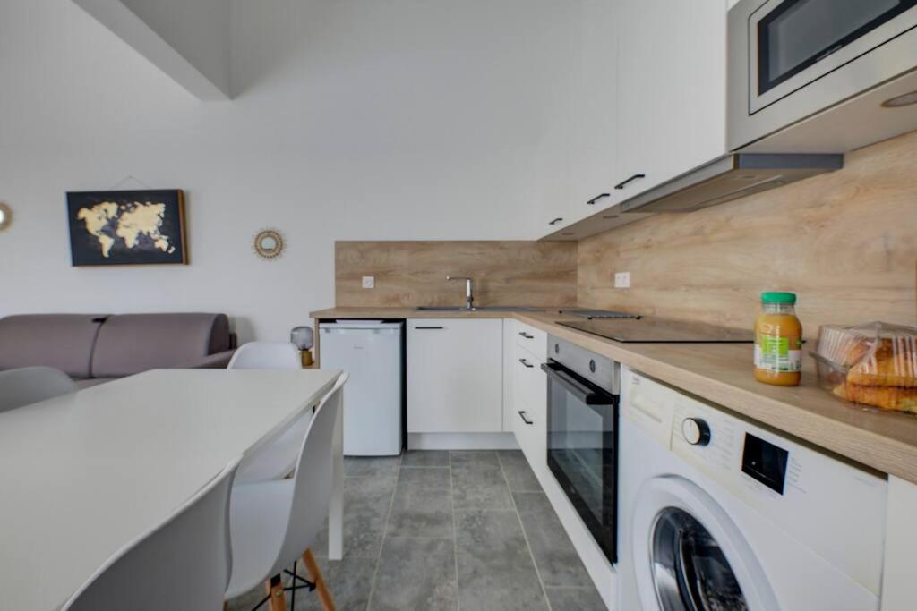 Les Forges Fond Apartment Avoine Ngoại thất bức ảnh