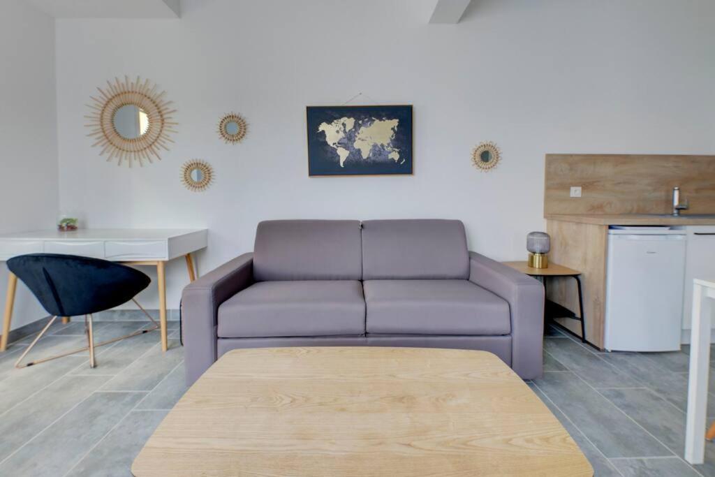 Les Forges Fond Apartment Avoine Ngoại thất bức ảnh